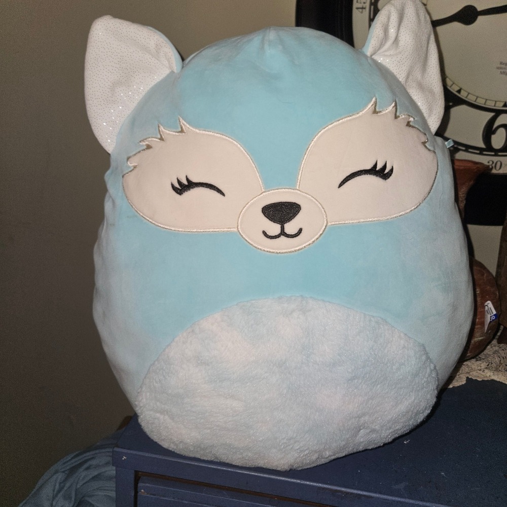 Squishmallows Blue Dabney the Fox Plush Glittery Ears Fuzzy White Belly 16"
